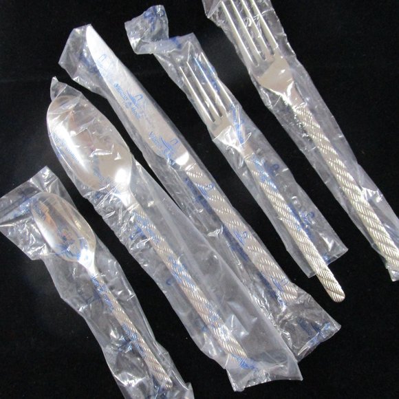 Villeroy & Boch 5 Pc Montauk Stainless Steel Flatware  New - 18 Avail. HOLIDAY! - Picture 2 of 11